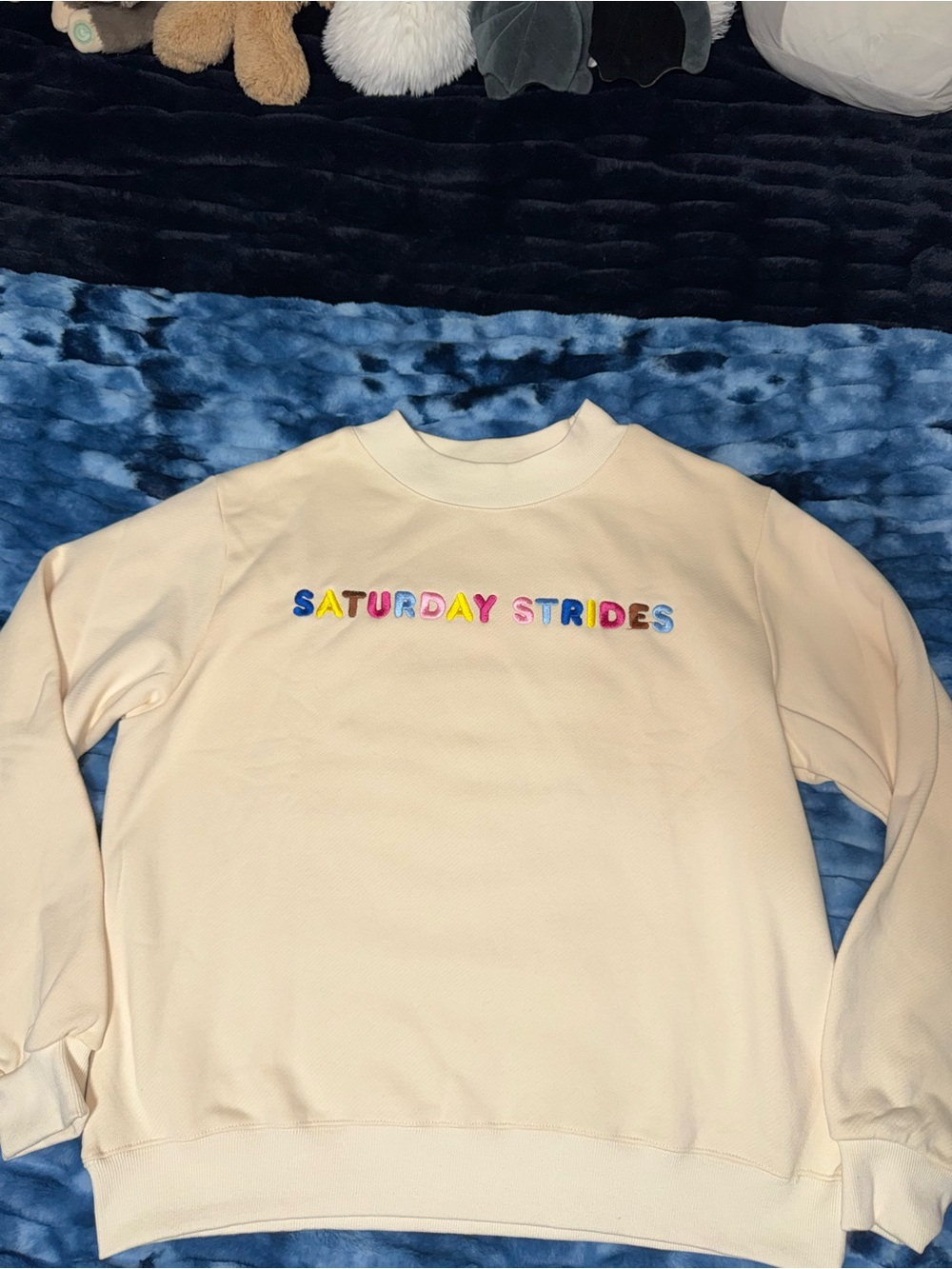 Saturday Strides Cream Mockneck Sweatshirt New without tag